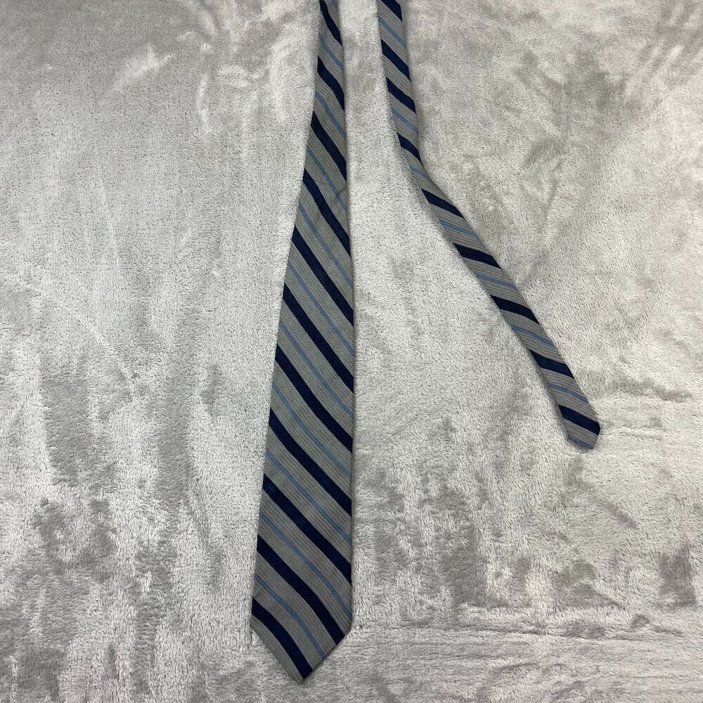 Nautica Men's Classic 100% Silk Neck Tie - Picture 8 of 8